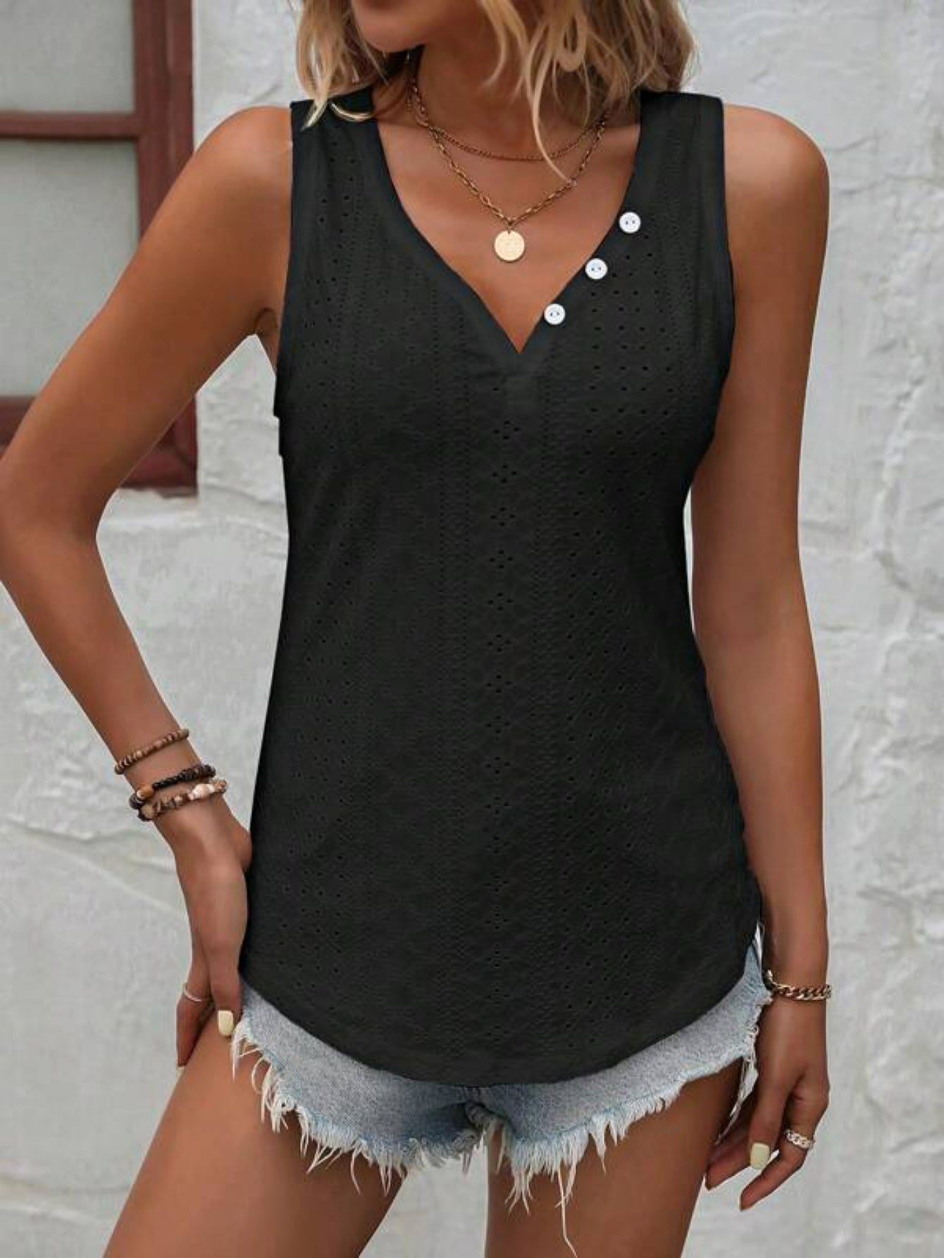 Embroidery Button Pattern Tank Top