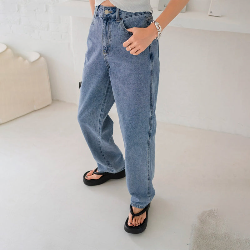 Contrast Topstitching Jeans