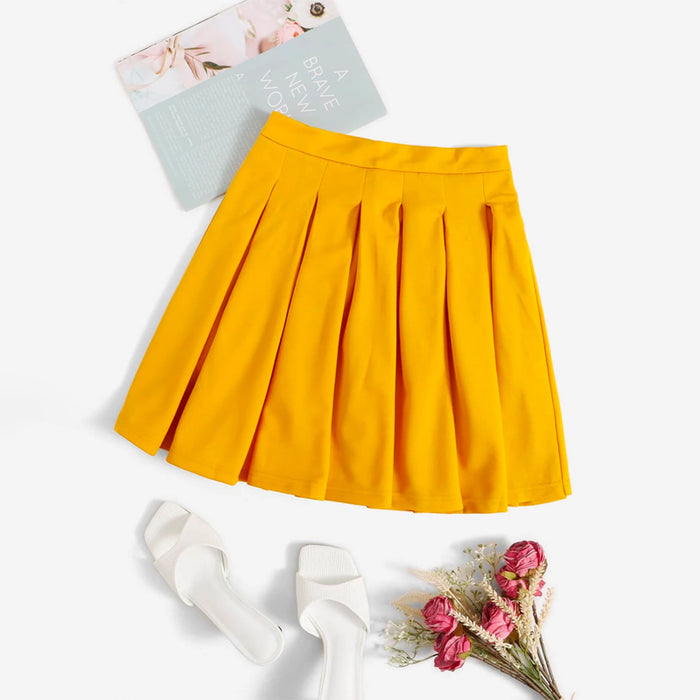 Back Boxy Pleated Skater Skirt