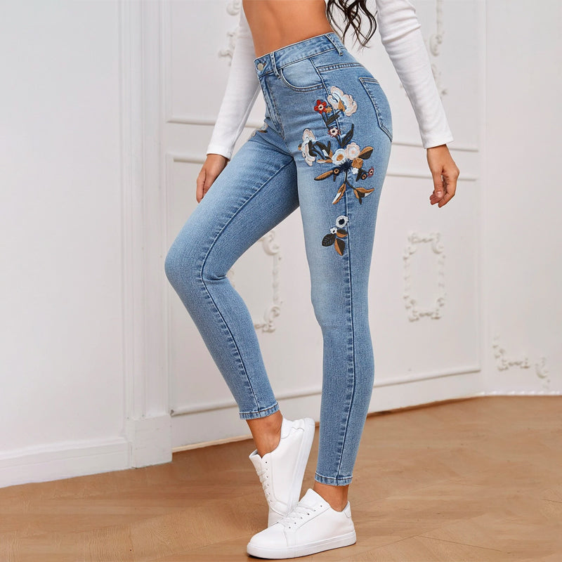 Floral Embroidery Skinny Jeans