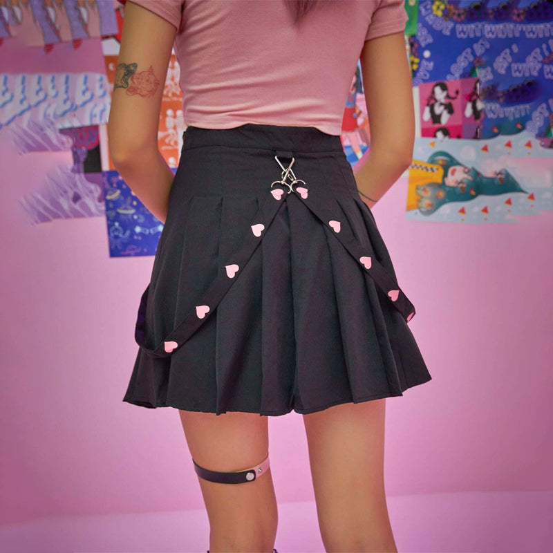 Heart Tape Pleated Skirt