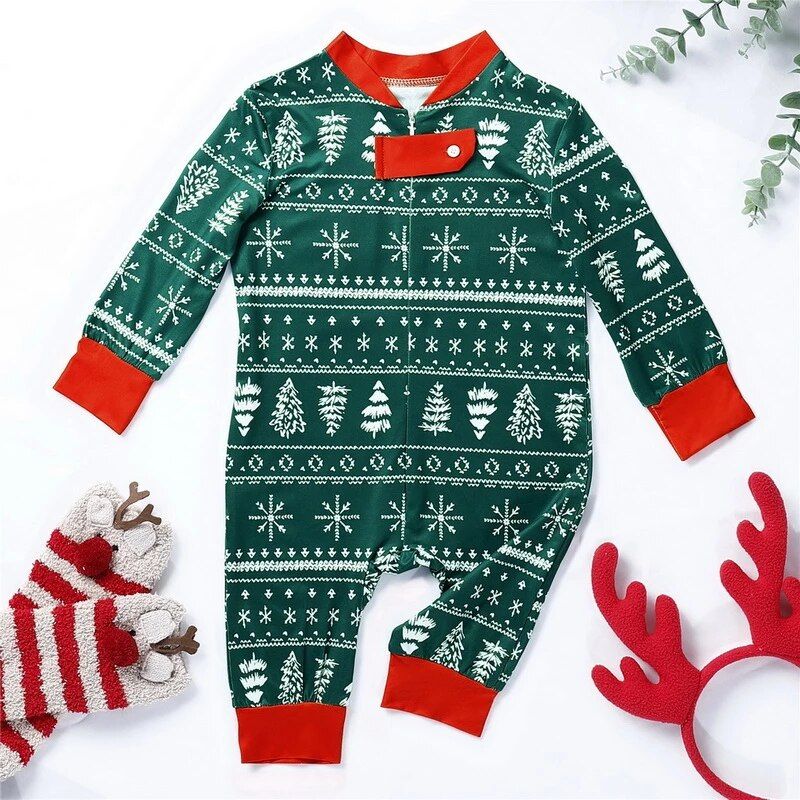 Christmas Tree Green Print Pajamas Set